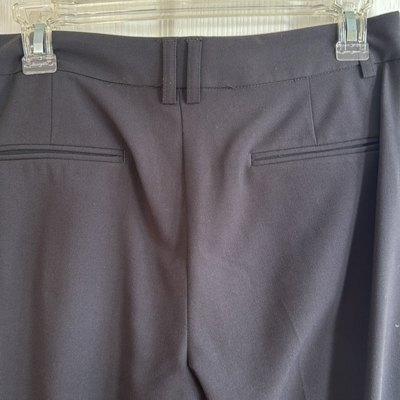 Olsen slate gray trousers. Front zip and button closure. Faux slash pockets - Picture 3 of 4